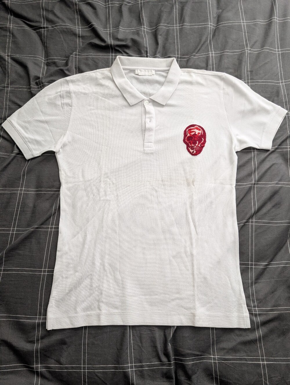 Alexander Mcqueen Men's White Polo Shirt with Red Skull Patch